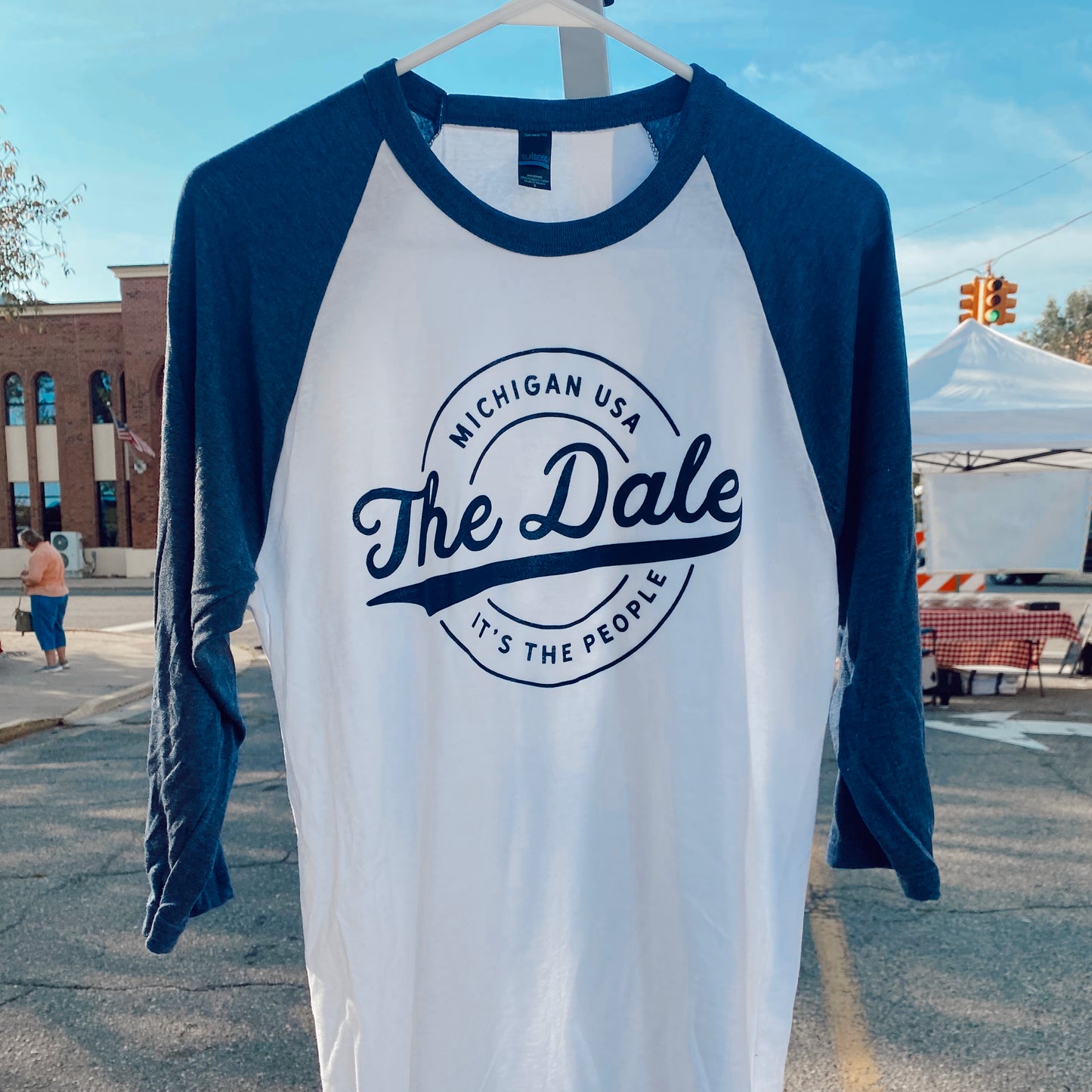 The Dale Badge Raglan 3/4 Sleeve Tee